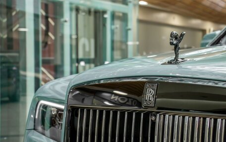 Rolls-Royce Cullinan, 2022 год, 39 800 000 рублей, 2 фотография