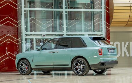 Rolls-Royce Cullinan, 2022 год, 39 800 000 рублей, 8 фотография