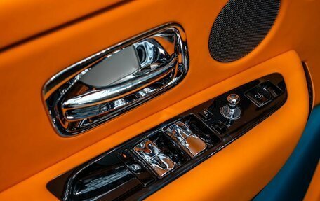 Rolls-Royce Cullinan, 2022 год, 39 800 000 рублей, 23 фотография