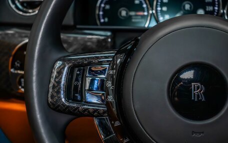 Rolls-Royce Cullinan, 2022 год, 39 800 000 рублей, 34 фотография