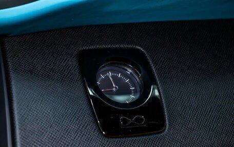 Rolls-Royce Cullinan, 2022 год, 39 800 000 рублей, 38 фотография