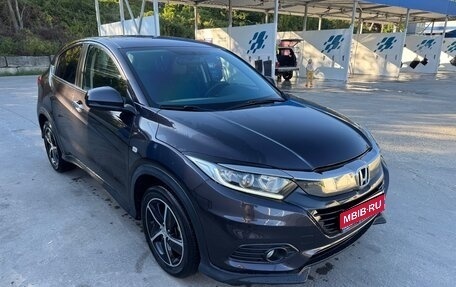 Honda Vezel, 2021 год, 2 450 000 рублей, 1 фотография