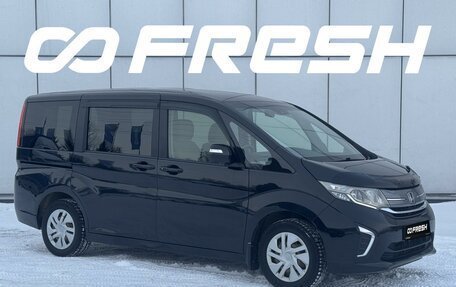 Honda Stepwgn IV, 2017 год, 1 800 000 рублей, 1 фотография