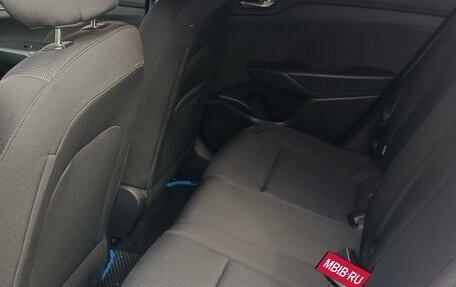 Hyundai Solaris II рестайлинг, 2018 год, 1 244 000 рублей, 7 фотография