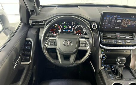 Toyota Land Cruiser, 2021 год, 10 899 900 рублей, 21 фотография