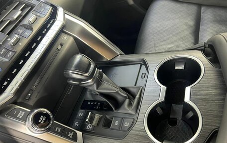 Toyota Land Cruiser, 2021 год, 10 899 900 рублей, 26 фотография