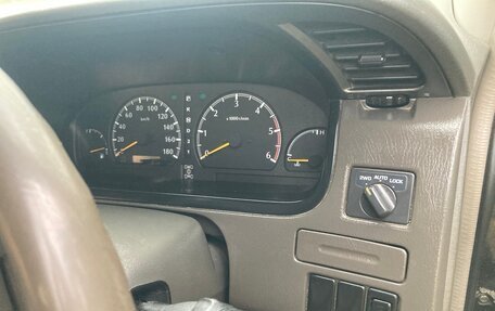 Nissan Elgrand I, 1998 год, 900 000 рублей, 4 фотография