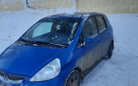 Honda Jazz I рестайлинг, 2006 год, 500 000 рублей, 2 фотография