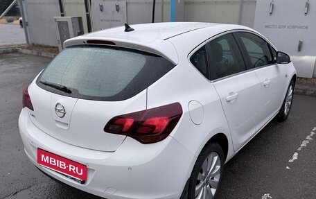 Opel Astra J, 2011 год, 850 000 рублей, 5 фотография