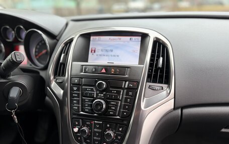 Opel Astra J, 2011 год, 850 000 рублей, 30 фотография