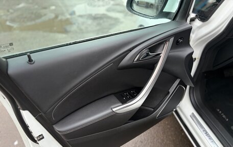 Opel Astra J, 2011 год, 850 000 рублей, 29 фотография