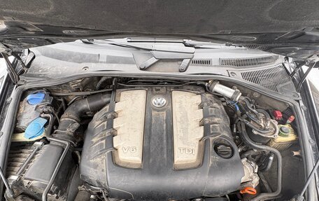 Volkswagen Touareg III, 2009 год, 1 719 990 рублей, 2 фотография