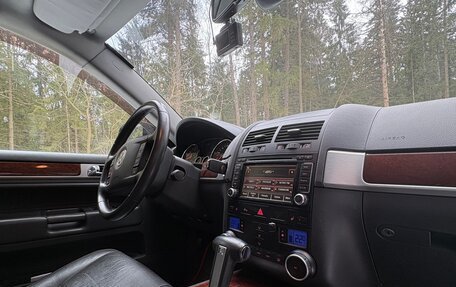 Volkswagen Touareg III, 2009 год, 1 719 990 рублей, 8 фотография