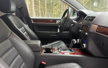 Volkswagen Touareg III, 2009 год, 1 719 990 рублей, 12 фотография