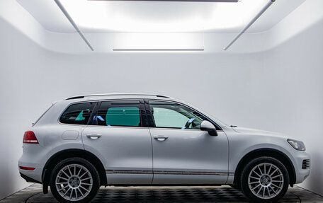 Volkswagen Touareg III, 2013 год, 1 850 000 рублей, 4 фотография