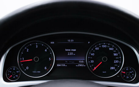 Volkswagen Touareg III, 2013 год, 1 850 000 рублей, 12 фотография