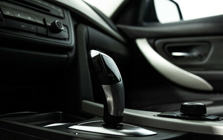 BMW 3 серия, 2015 год, 2 049 700 рублей, 10 фотография