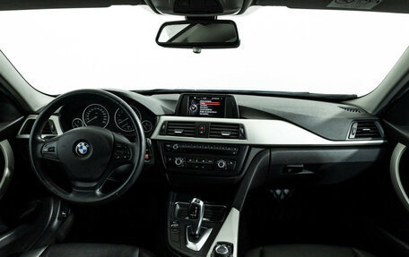 BMW 3 серия, 2015 год, 2 049 700 рублей, 2 фотография