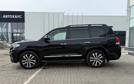 Toyota Land Cruiser 200, 2017 год, 8 900 000 рублей, 5 фотография
