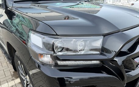 Toyota Land Cruiser 200, 2017 год, 8 900 000 рублей, 9 фотография