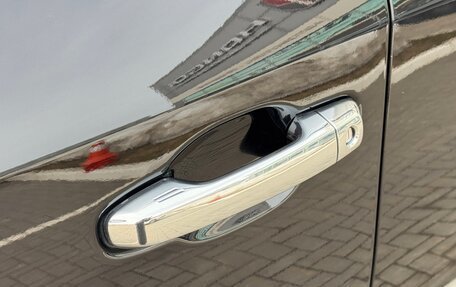 Toyota Land Cruiser 200, 2017 год, 8 900 000 рублей, 15 фотография