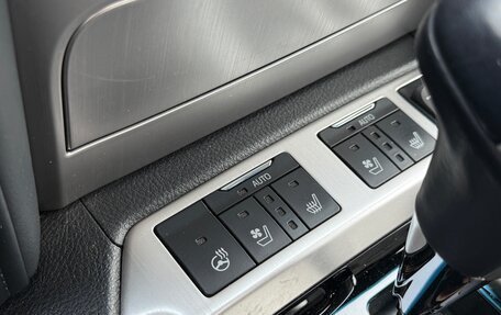 Toyota Land Cruiser 200, 2017 год, 8 900 000 рублей, 40 фотография