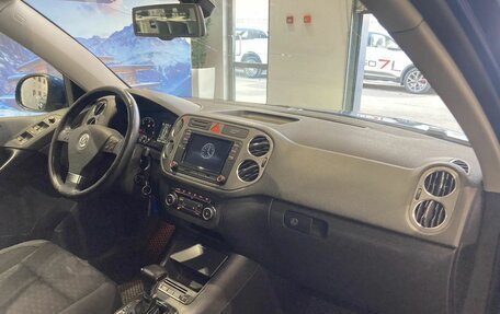 Volkswagen Tiguan I, 2010 год, 909 000 рублей, 13 фотография