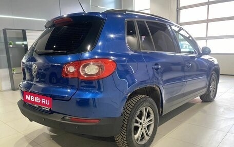 Volkswagen Tiguan I, 2010 год, 909 000 рублей, 10 фотография