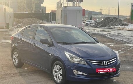 Hyundai Solaris II рестайлинг, 2015 год, 720 000 рублей, 4 фотография