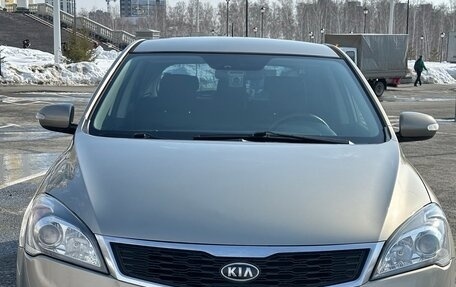 KIA cee'd I рестайлинг, 2010 год, 770 000 рублей, 2 фотография