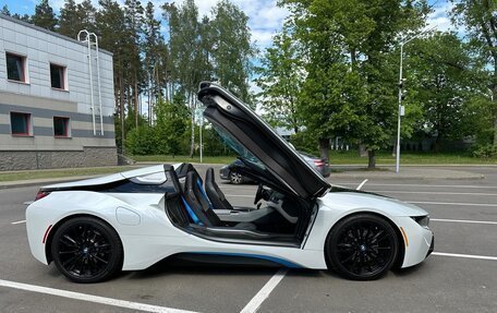 BMW i8 I рестайлинг, 2019 год, 7 500 000 рублей, 8 фотография