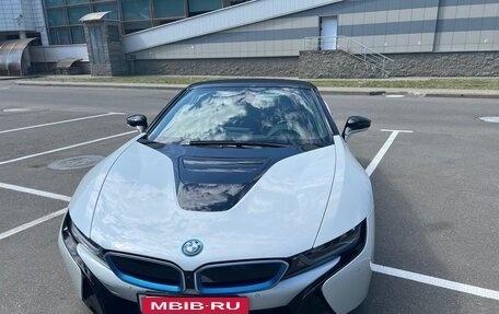 BMW i8 I рестайлинг, 2019 год, 7 500 000 рублей, 9 фотография