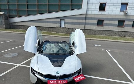 BMW i8 I рестайлинг, 2019 год, 7 500 000 рублей, 3 фотография