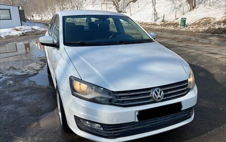 Volkswagen Polo VI (EU Market), 2017 год, 680 000 рублей, 2 фотография