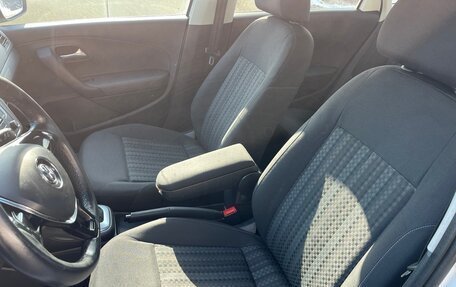 Volkswagen Polo VI (EU Market), 2017 год, 680 000 рублей, 7 фотография