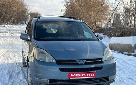 Toyota Sienna II рестайлинг, 2004 год, 1 250 000 рублей, 2 фотография