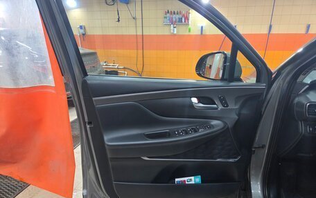 Hyundai Santa Fe IV, 2019 год, 3 000 000 рублей, 13 фотография