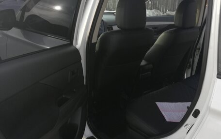 Mitsubishi Outlander III рестайлинг 3, 2014 год, 1 850 000 рублей, 5 фотография