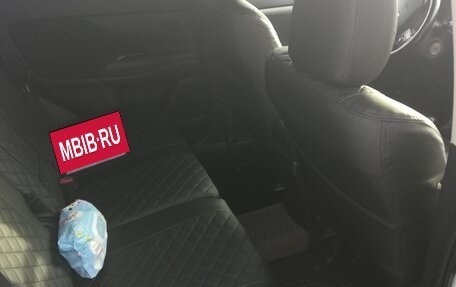 Mitsubishi Outlander III рестайлинг 3, 2014 год, 1 850 000 рублей, 8 фотография