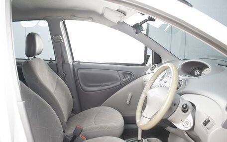 Toyota Platz, 2001 год, 265 000 рублей, 7 фотография