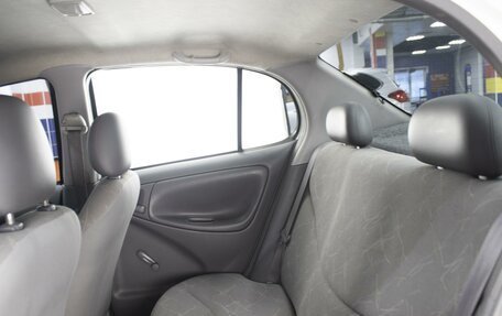 Toyota Platz, 2001 год, 265 000 рублей, 9 фотография