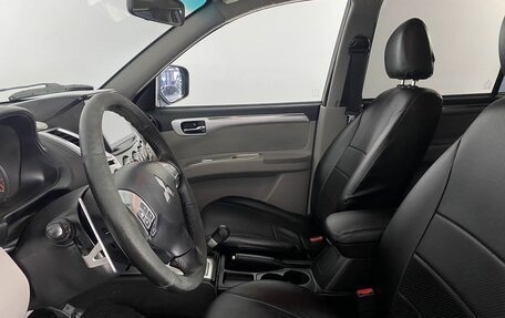 Mitsubishi Pajero Sport II рестайлинг, 2013 год, 1 350 000 рублей, 11 фотография