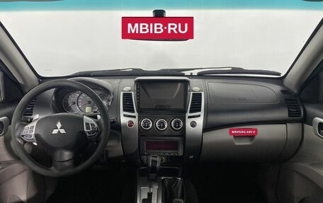 Mitsubishi Pajero Sport II рестайлинг, 2013 год, 1 350 000 рублей, 15 фотография