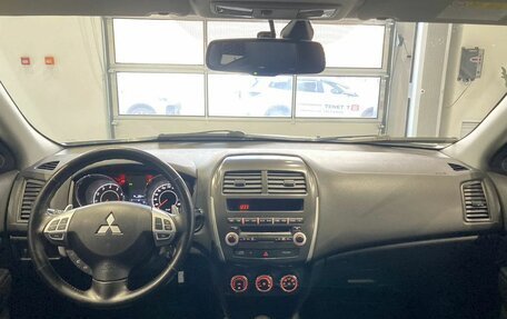 Mitsubishi ASX I рестайлинг, 2011 год, 980 000 рублей, 11 фотография