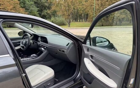 Hyundai Sonata VIII, 2022 год, 2 200 000 рублей, 14 фотография