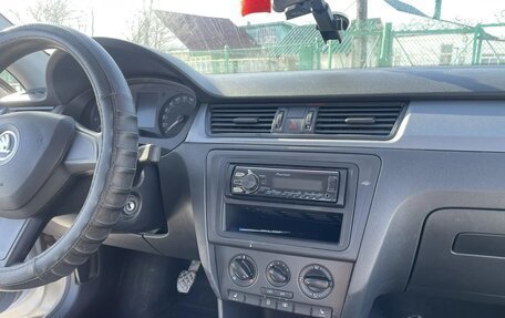 Skoda Rapid I, 2015 год, 750 000 рублей, 11 фотография