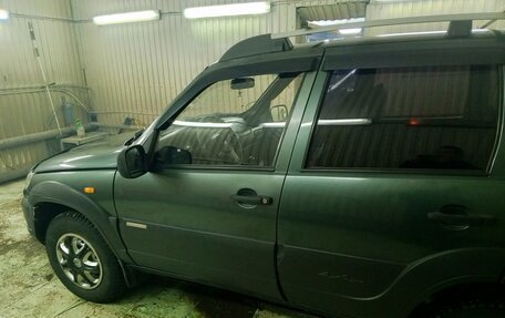 Chevrolet Niva I рестайлинг, 2010 год, 350 000 рублей, 3 фотография