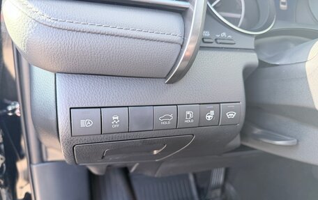 Toyota Camry, 2021 год, 9 фотография