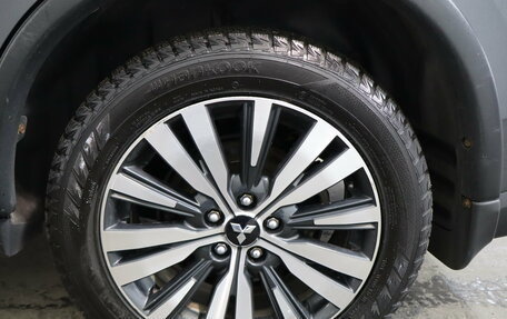 Mitsubishi Outlander III рестайлинг 3, 2019 год, 2 379 000 рублей, 16 фотография