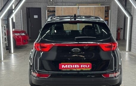 KIA Sportage IV рестайлинг, 2018 год, 2 245 000 рублей, 5 фотография